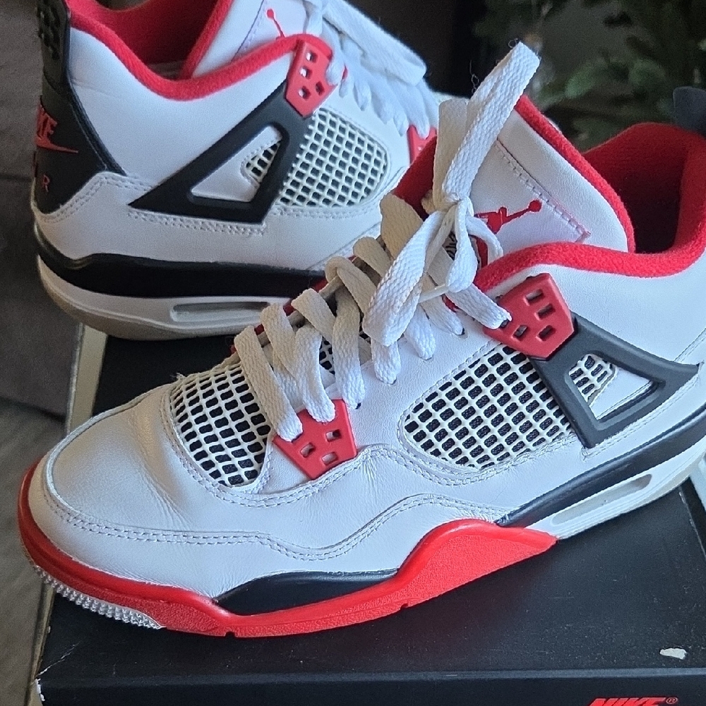 Jordan 4 Retro Red Cement (gs) Nike
